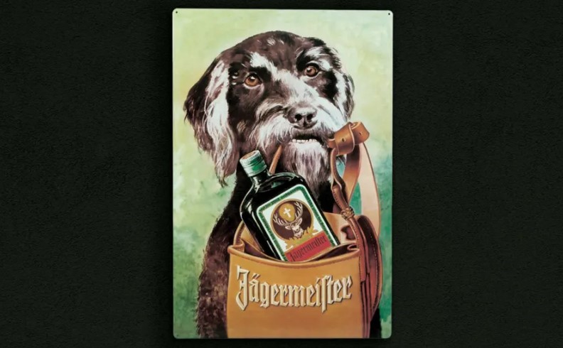 Jägermeister, ликер, история алкоголя, алкоголь, биттер, Ягермайстер, егермайстер, реклама алкоголя, собака